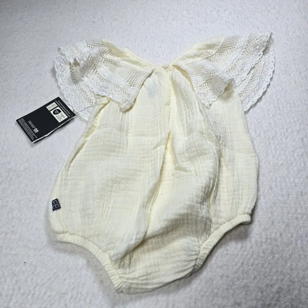Gerber Modern Moments Off White Gauze Ruffle Top Baby Body Suit 3-6 Mo Onesie